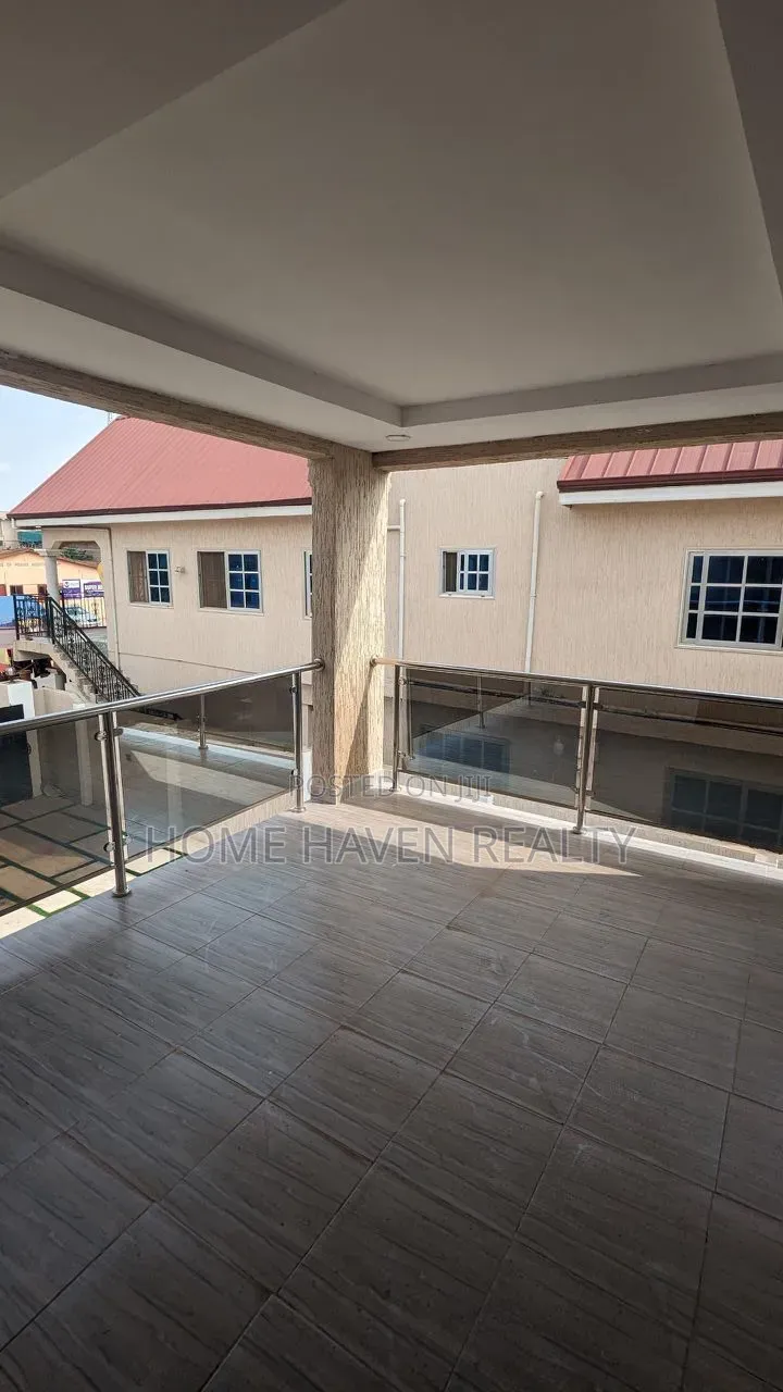 4bdrm House in Atomic Down, Kwabenya for sale