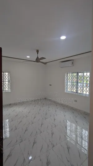 4bdrm House in Atomic Down, Kwabenya for sale