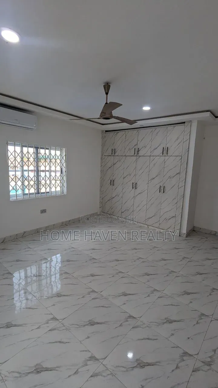 4bdrm House in Atomic Down, Kwabenya for sale