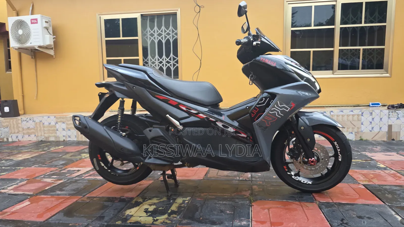 Yamaha 2024 Gray