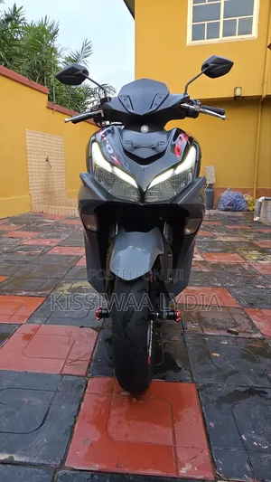 Yamaha 2024 Gray