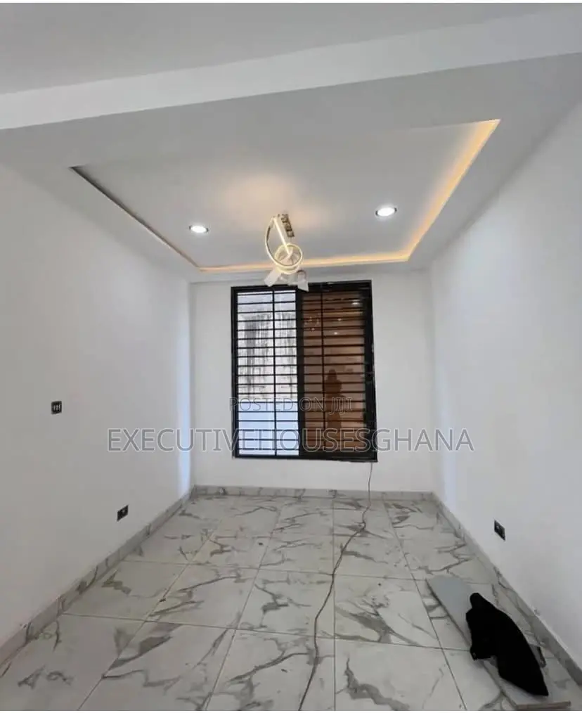 4bdrm House in Executivehousesghana, Achimota for sale