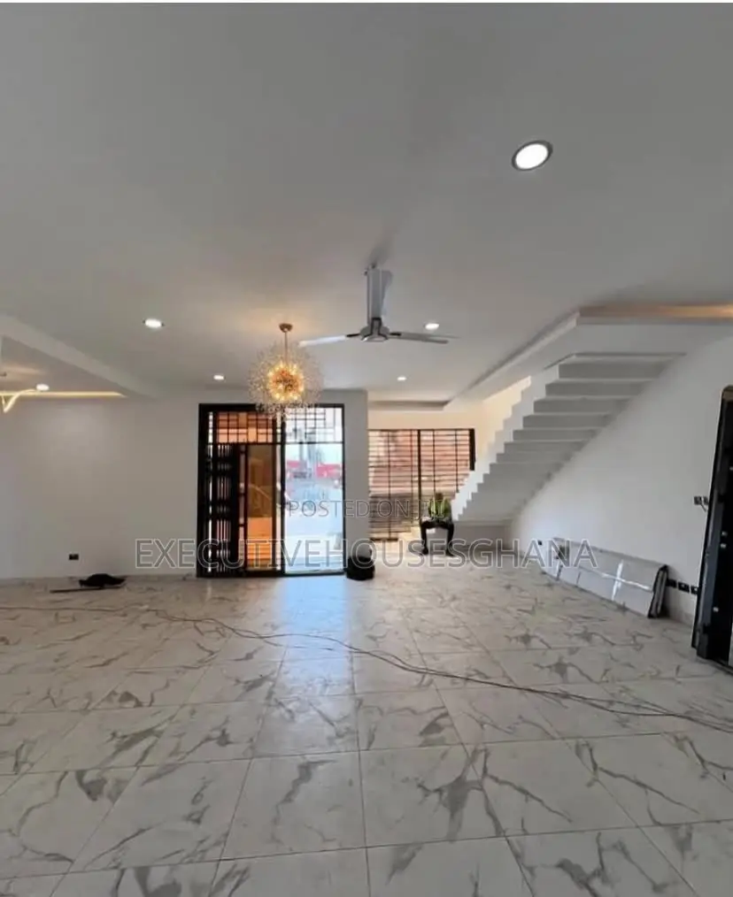 4bdrm House in Executivehousesghana, Achimota for sale