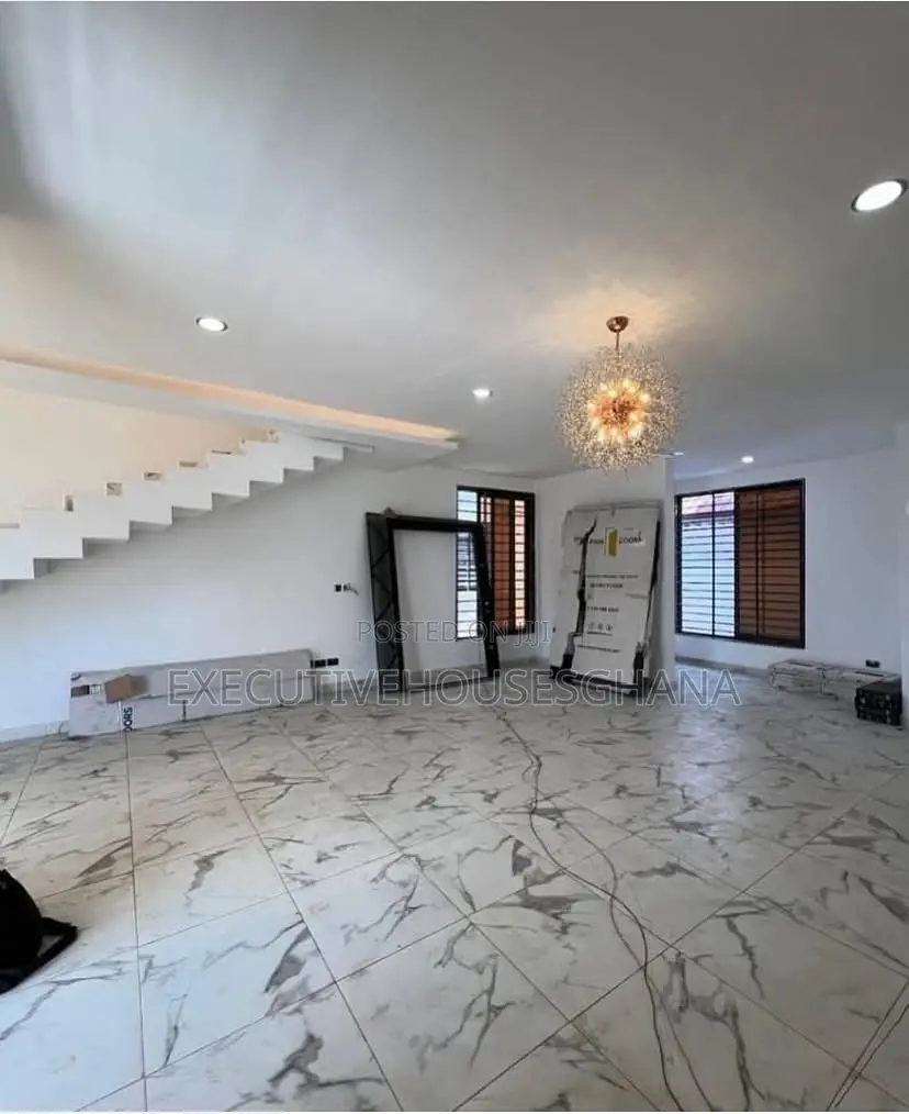 4bdrm House in Executivehousesghana, Achimota for sale