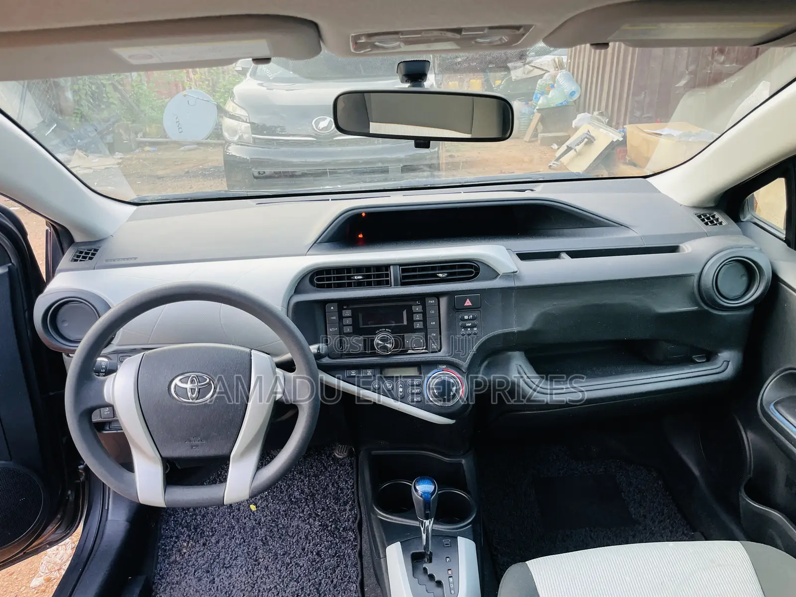 Toyota Aqua 2014 Gray