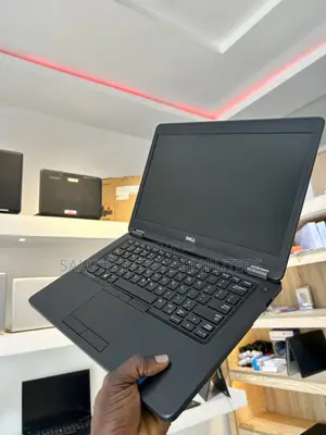 Laptop Dell Latitude 14 E5450 8GB Intel Core i5 HDD 500GB