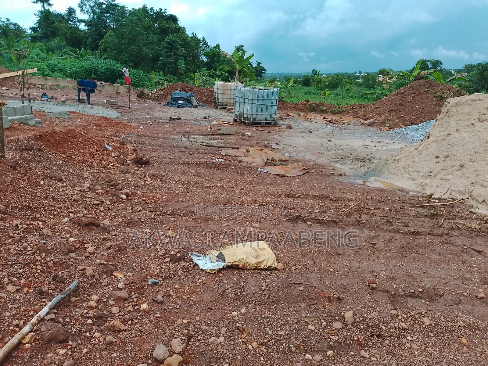 Full Plot at Ejisu Kwaso 100*80 the Plot Is Behind the Foundation
