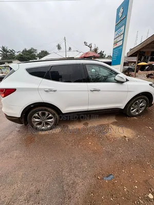 Hyundai Santa Fe 2015 White