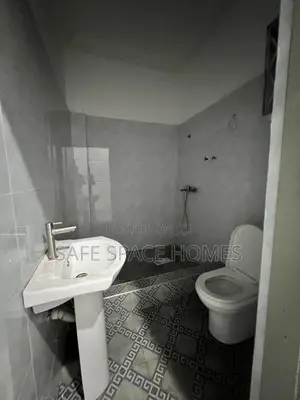 2bdrm Apartment in Burma Camp for rent