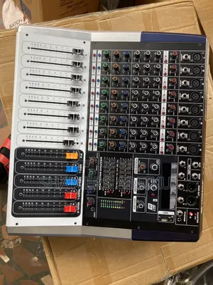 Yamaha 8 Channel Powered Mixer