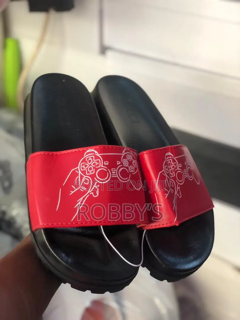 Gucci Steppers