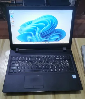 Laptop Lenovo IdeaPad 110 12GB Intel Core i3 HDD+SSD 640GB