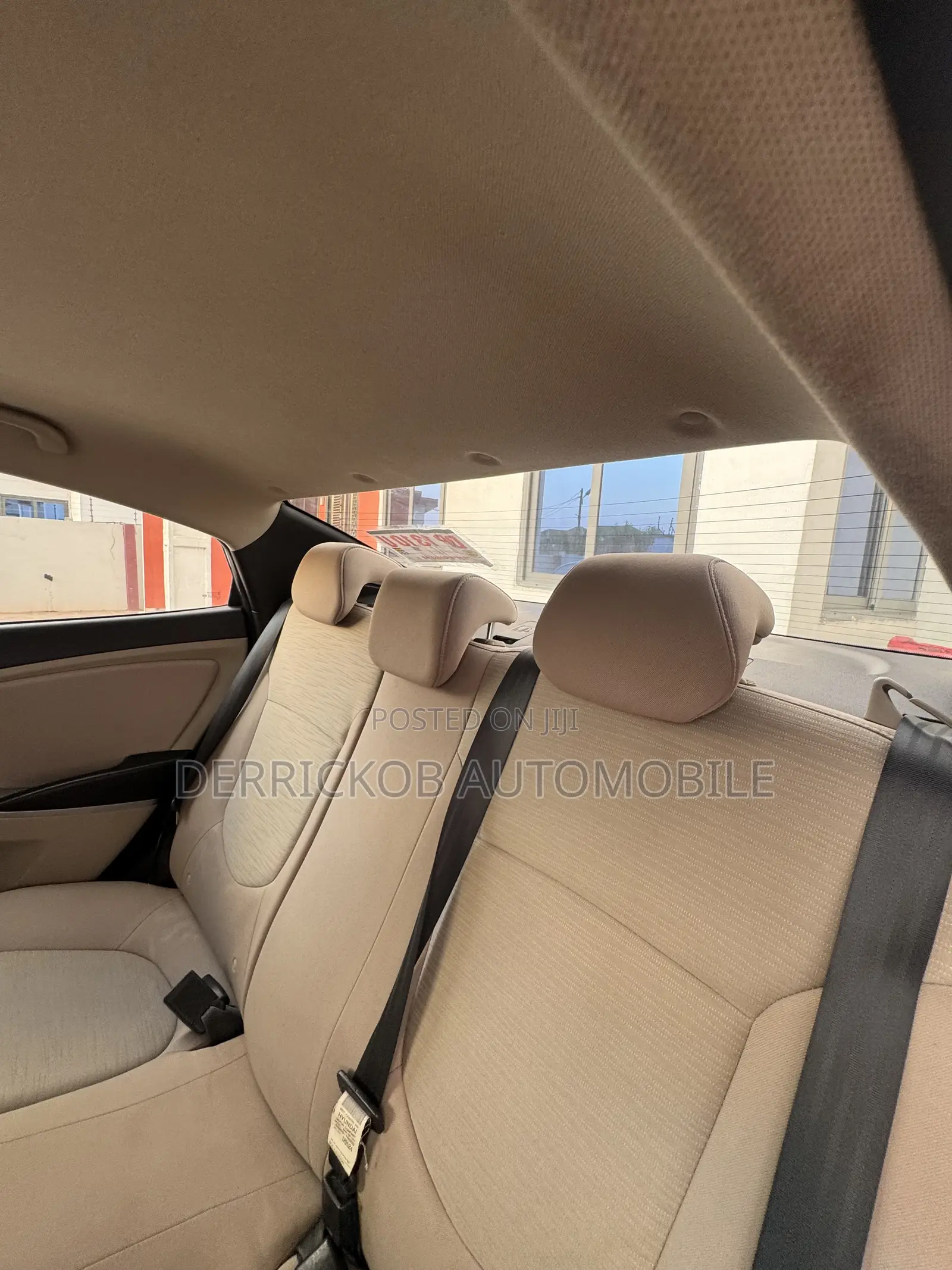 Hyundai Accent SE Sedan 2017 White