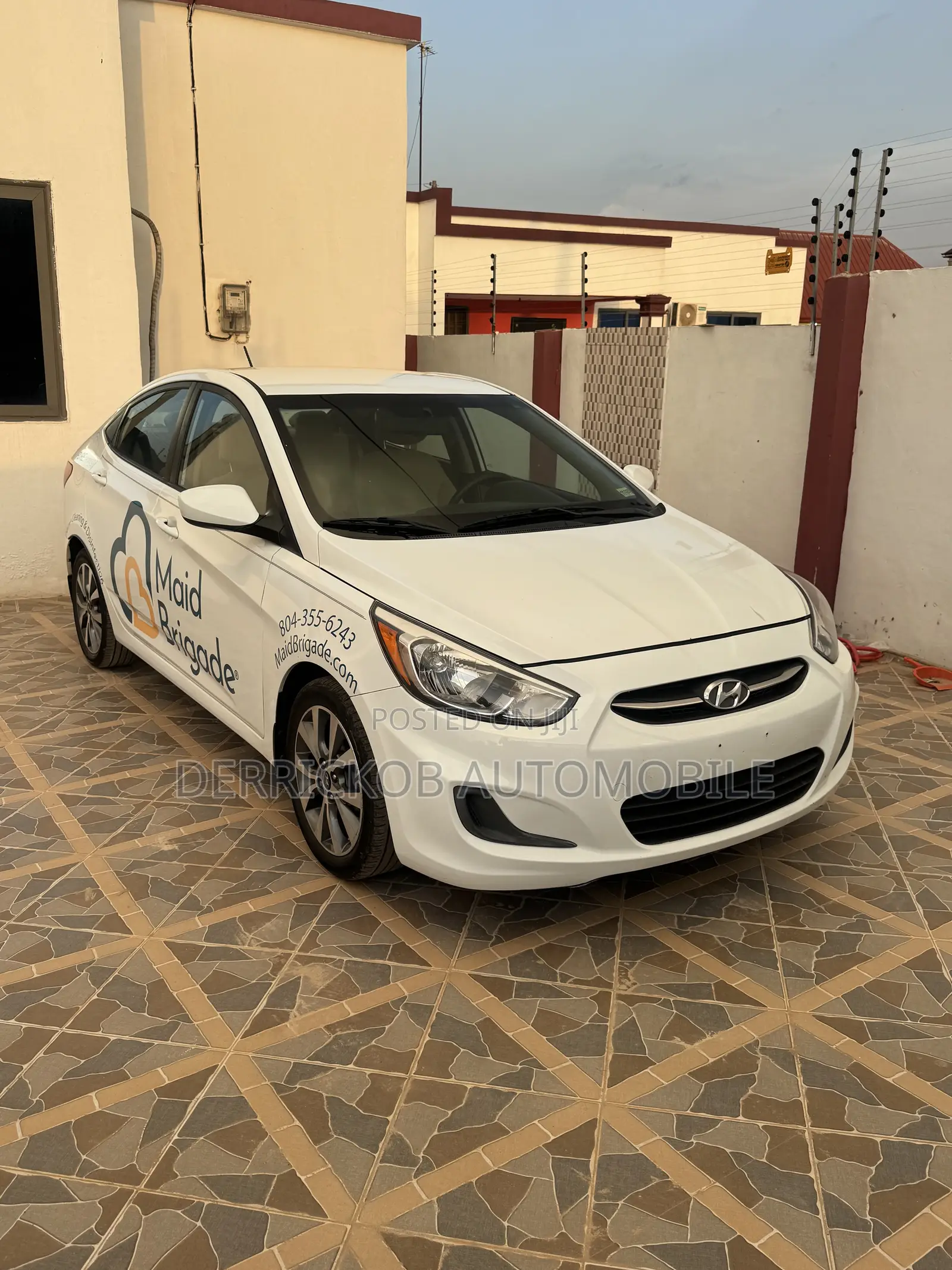 Hyundai Accent SE Sedan 2017 White