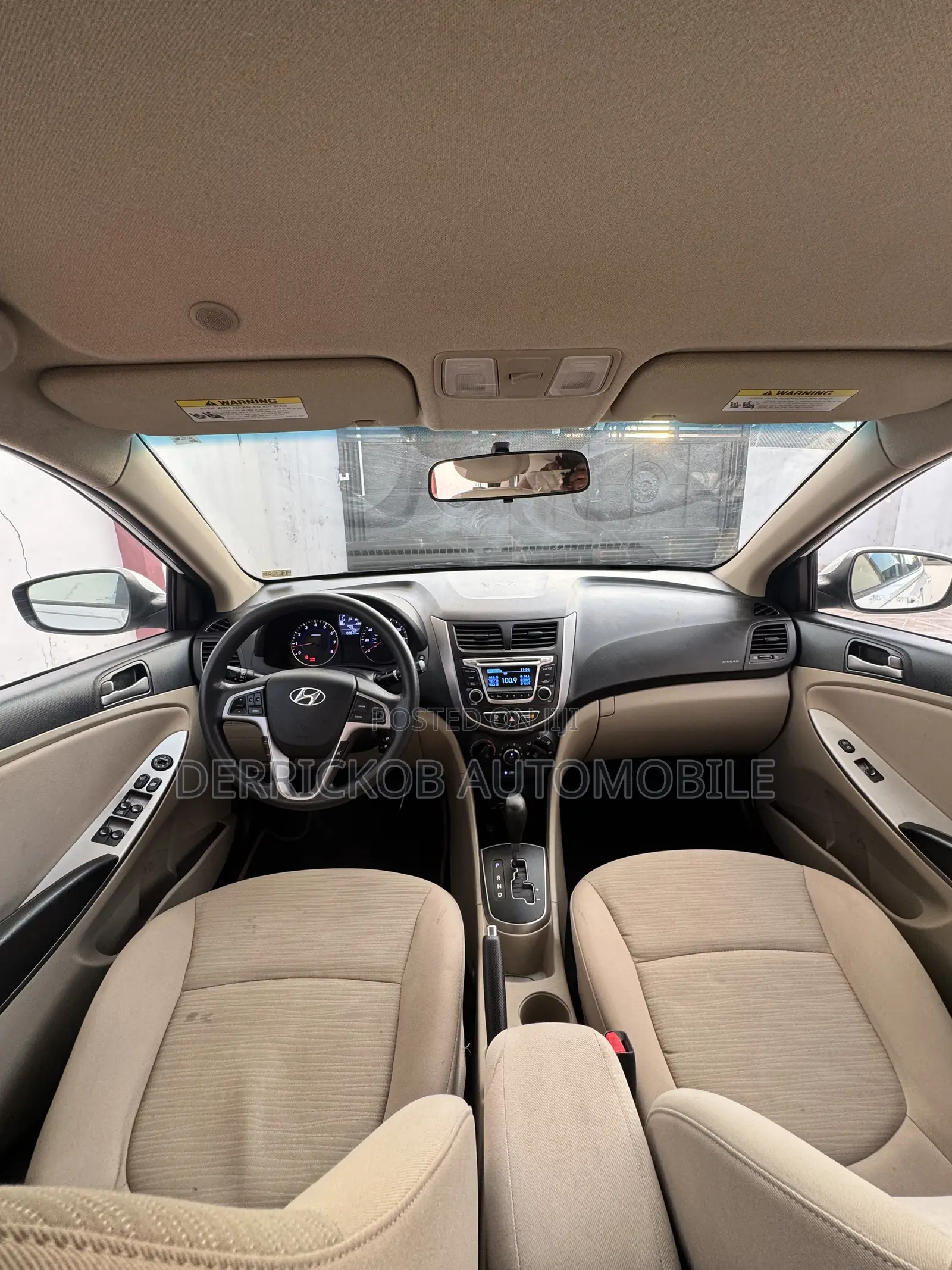 Hyundai Accent SE Sedan 2017 White