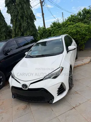 Toyota Corolla SE Special Edition 4dr Sedan (1.8L 4cyl CVT) 2017 White