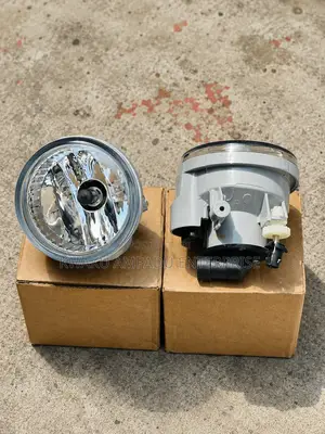 Toyota Highlander 05 Fog Light