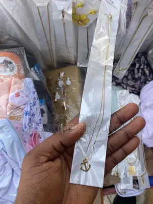 Neck Jewelry