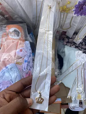 Neck Jewelry