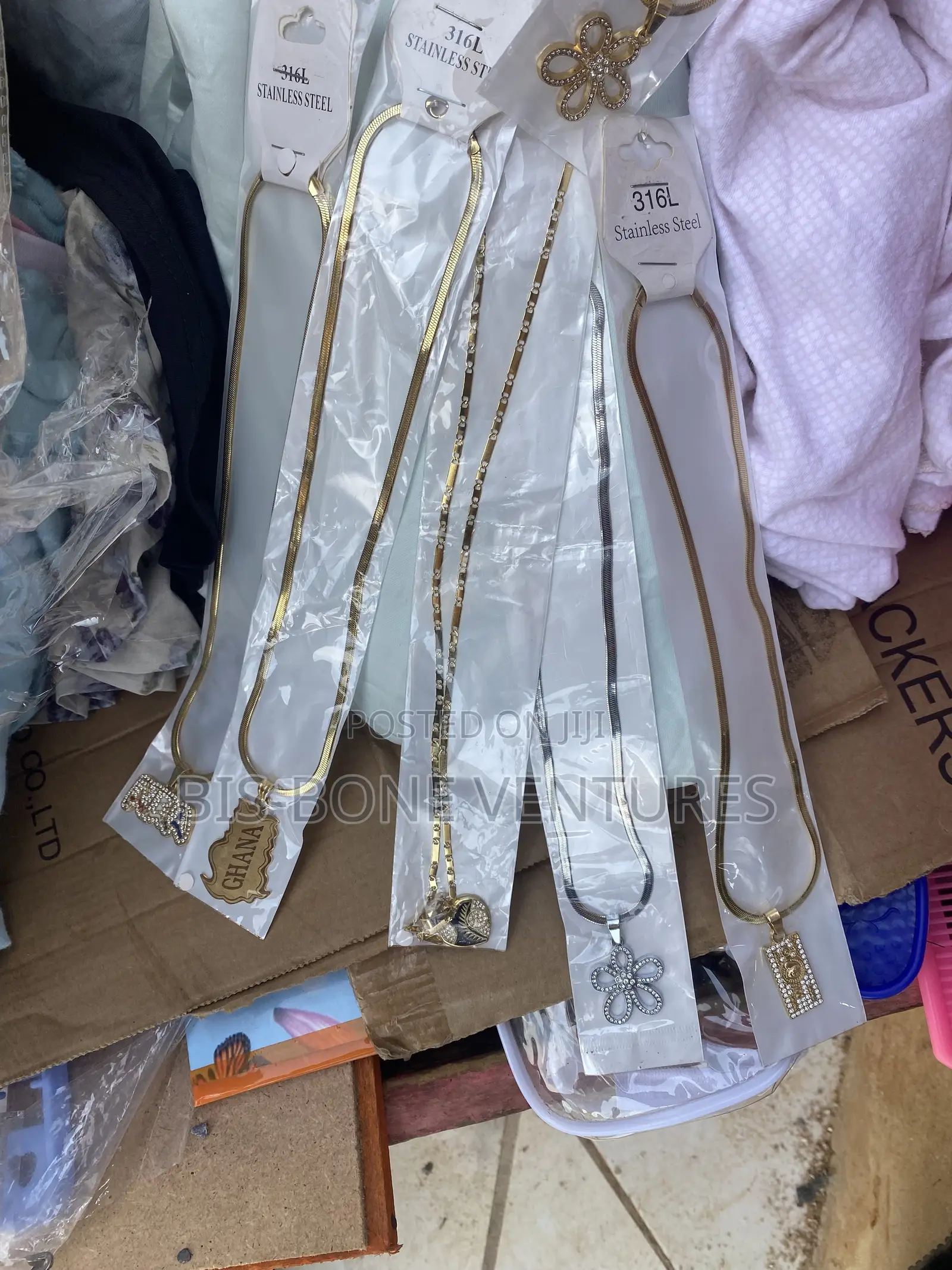 Neck Jewelry