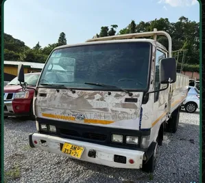 Hyundai Might 2