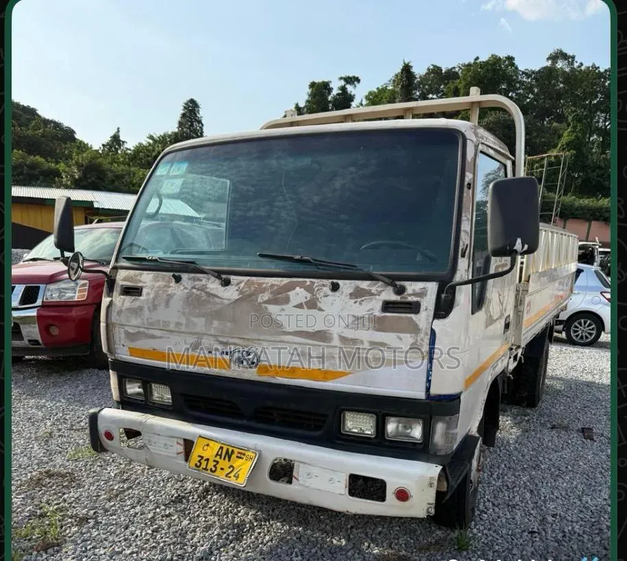 Hyundai Might 2