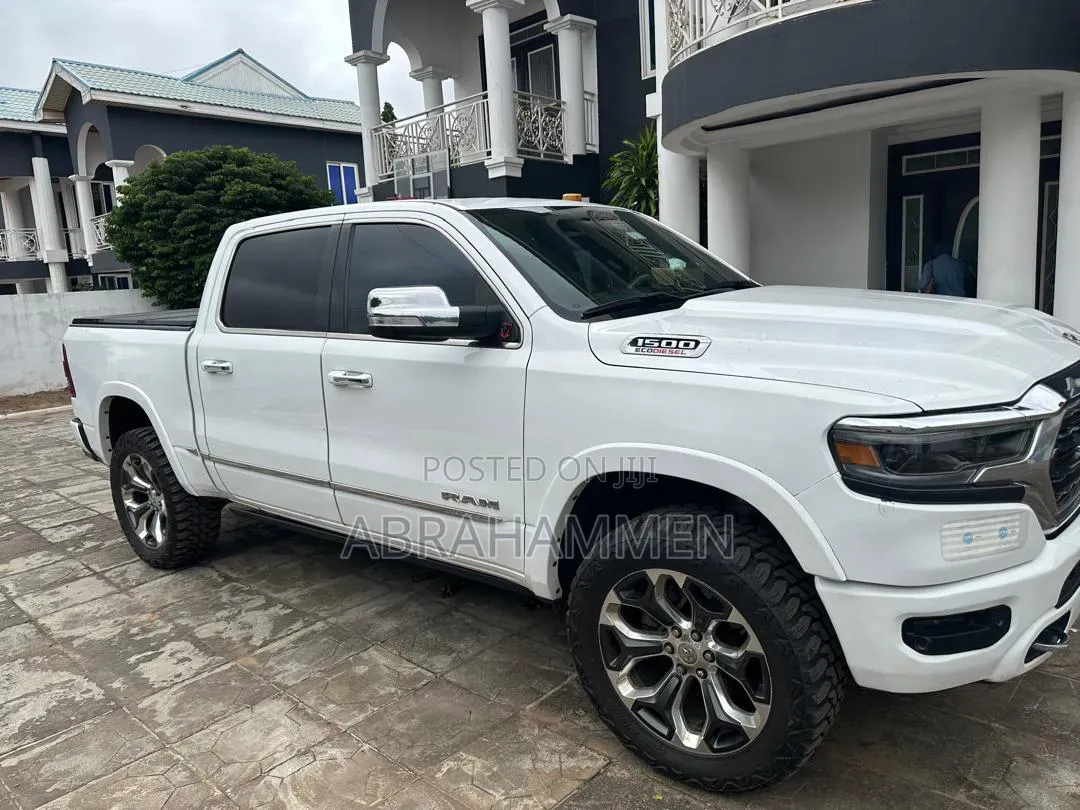 Dodge RAM 2023 White