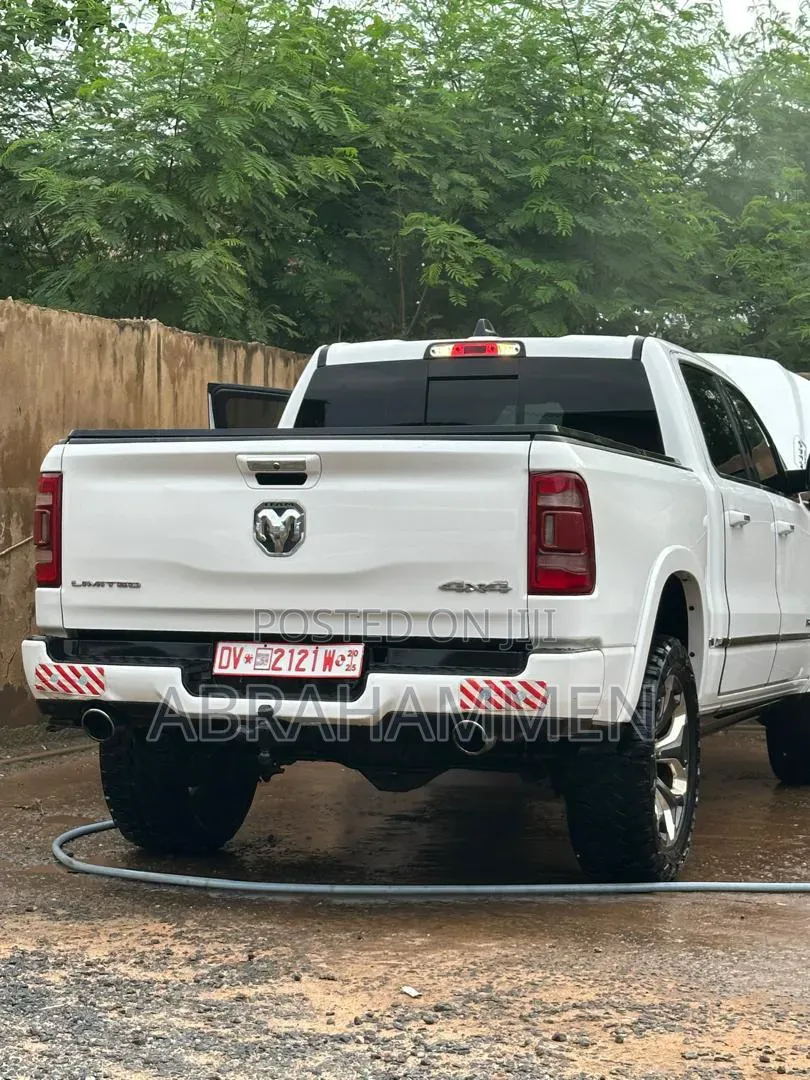 Dodge RAM 2023 White