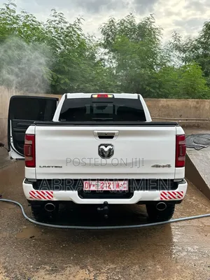 Dodge RAM 2023 White