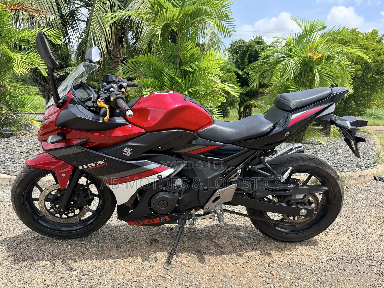 Suzuki GSX-R 2021 Red