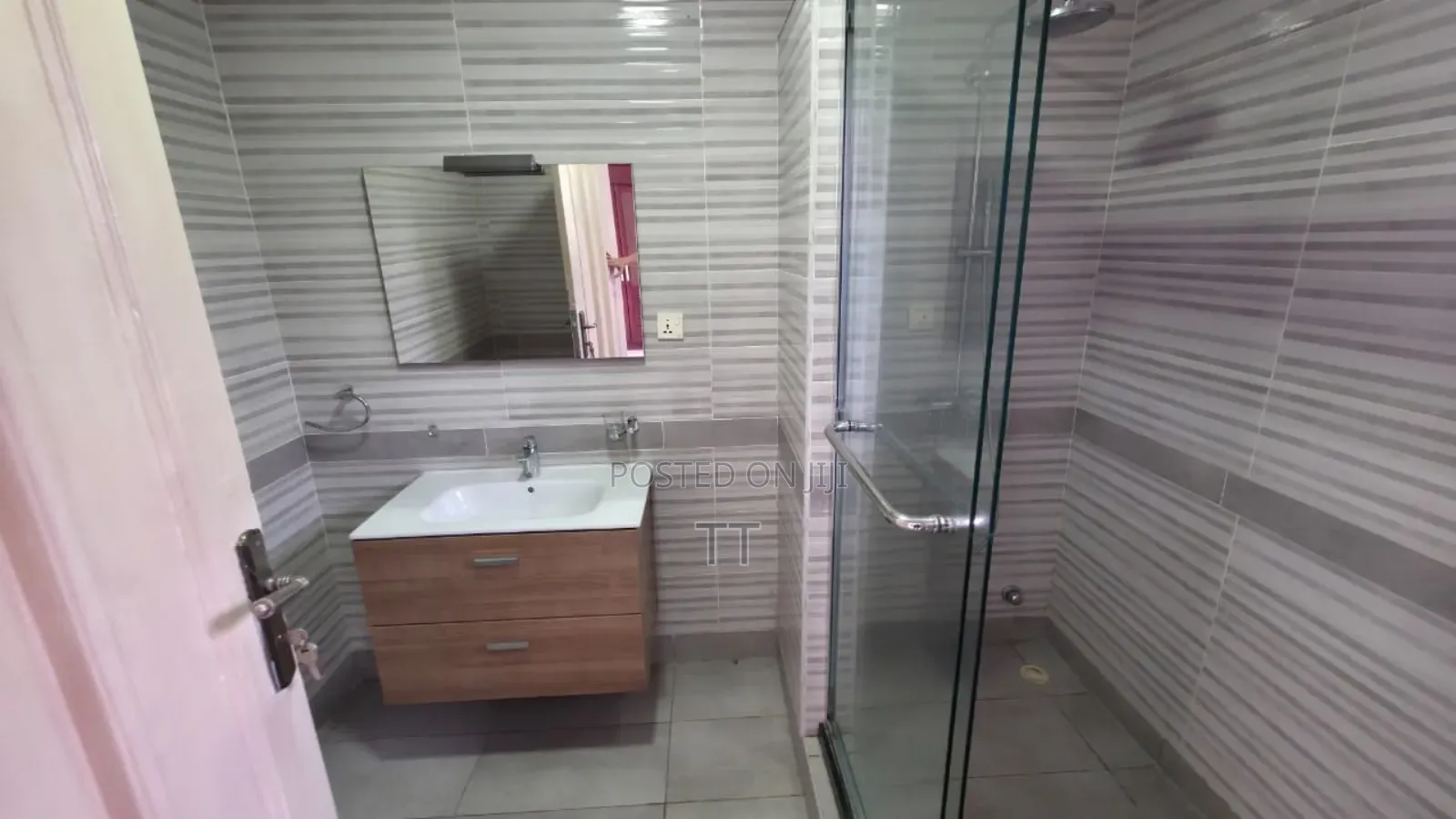 4bdrm House in Manet for rent