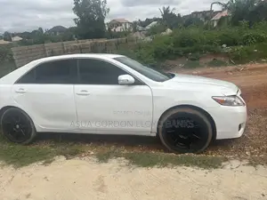 Toyota Camry LE 4dr Sedan (2.5L 4cyl 6AM) 2010 White