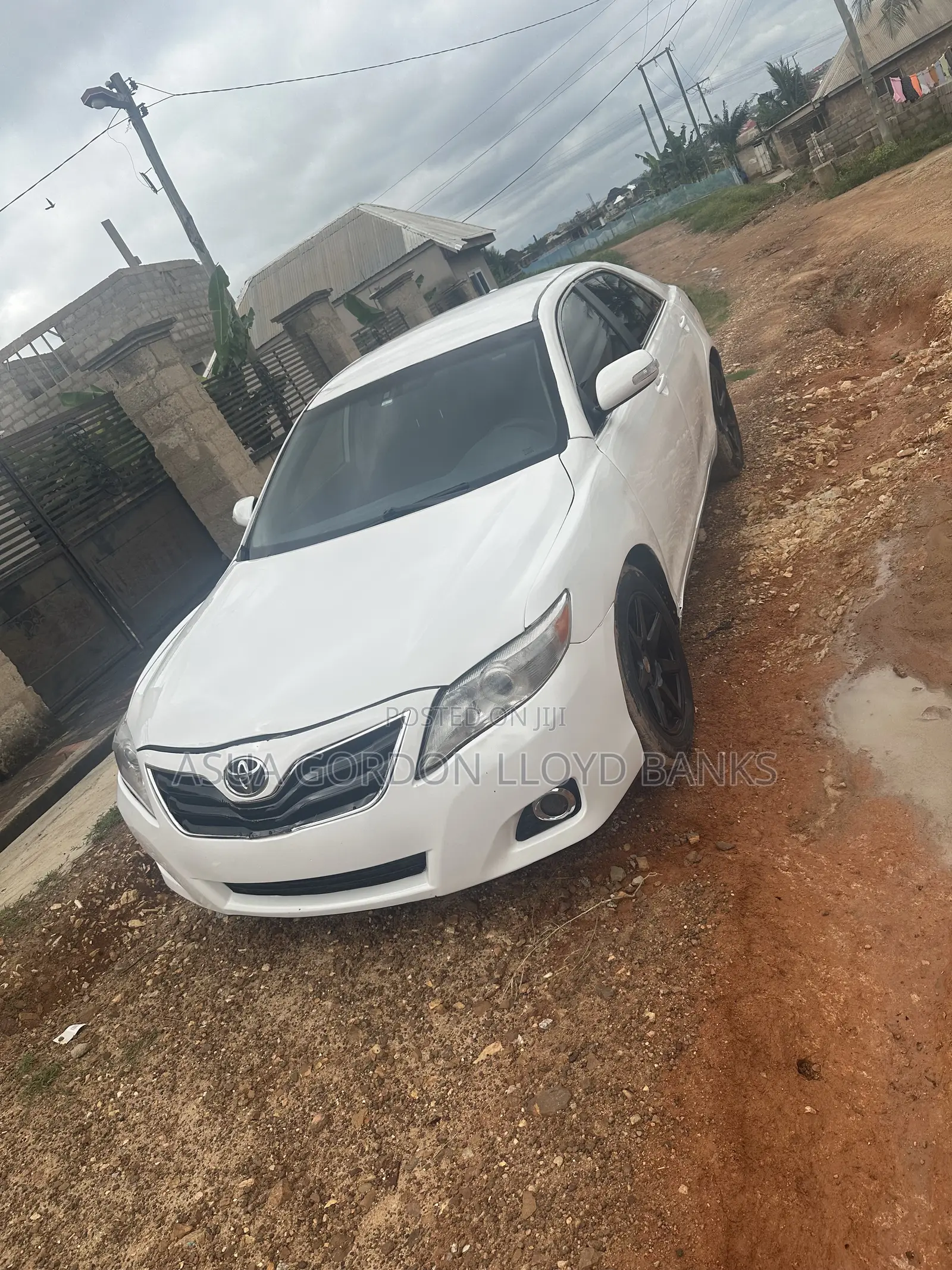 Toyota Camry LE 4dr Sedan (2.5L 4cyl 6AM) 2010 White