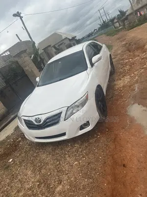 Toyota Camry LE 4dr Sedan (2.5L 4cyl 6AM) 2010 White