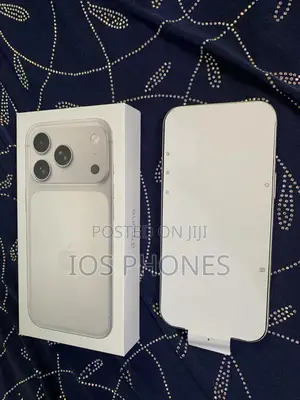 New Apple iPhone 17 Pro Max 256 GB Silver