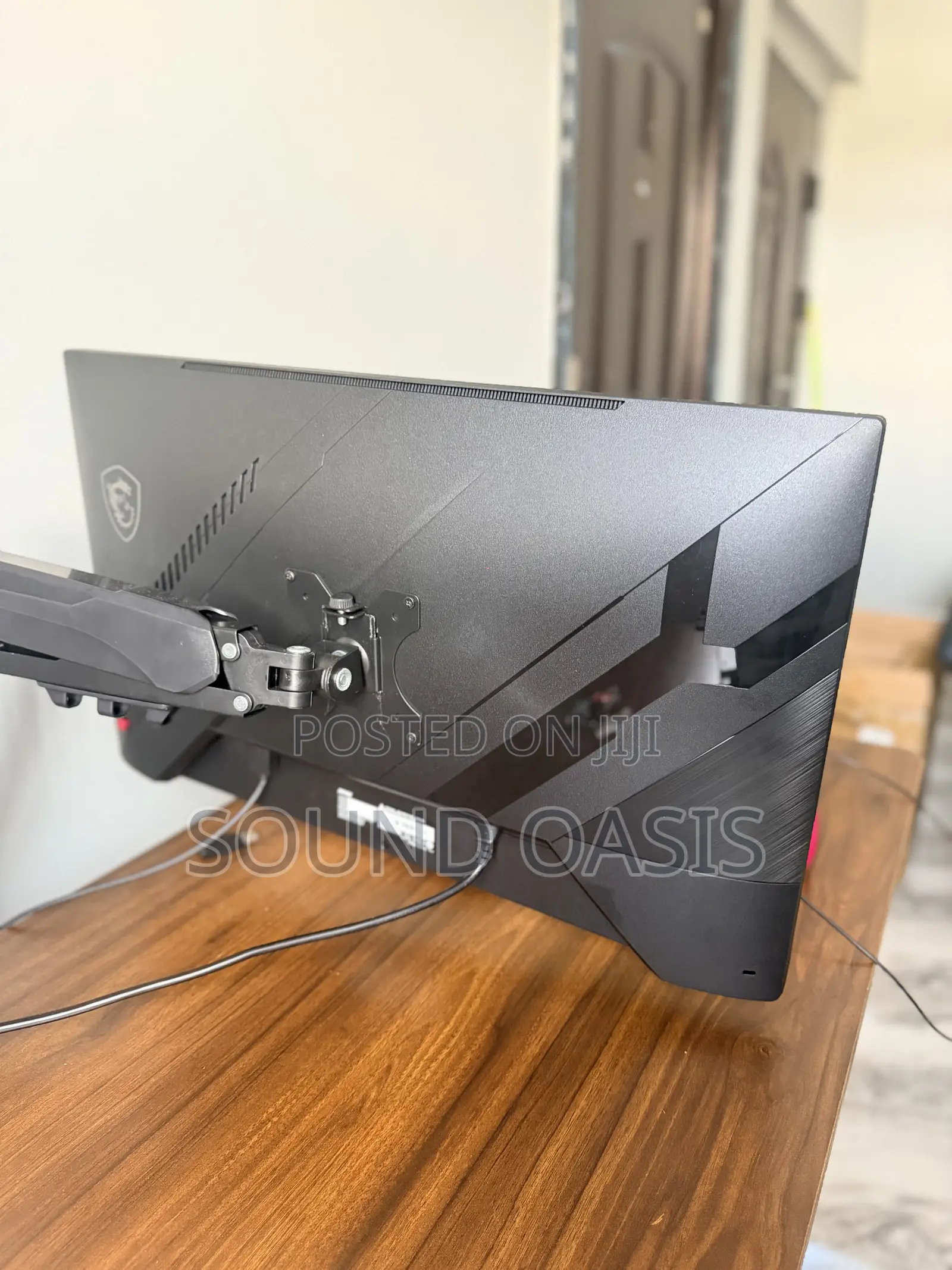 The Msi Mag 272qpf E20, a 27-Inch Performance Gaming Monitor