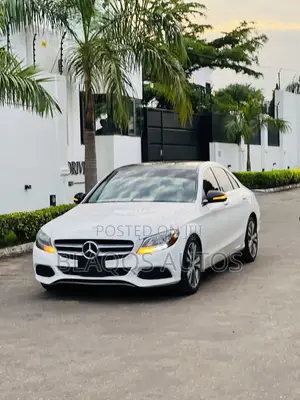Mercedes-Benz C300 2017 White