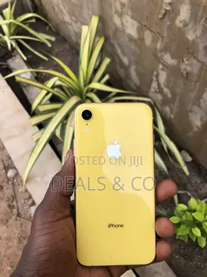 Apple iPhone XR 64 GB Yellow