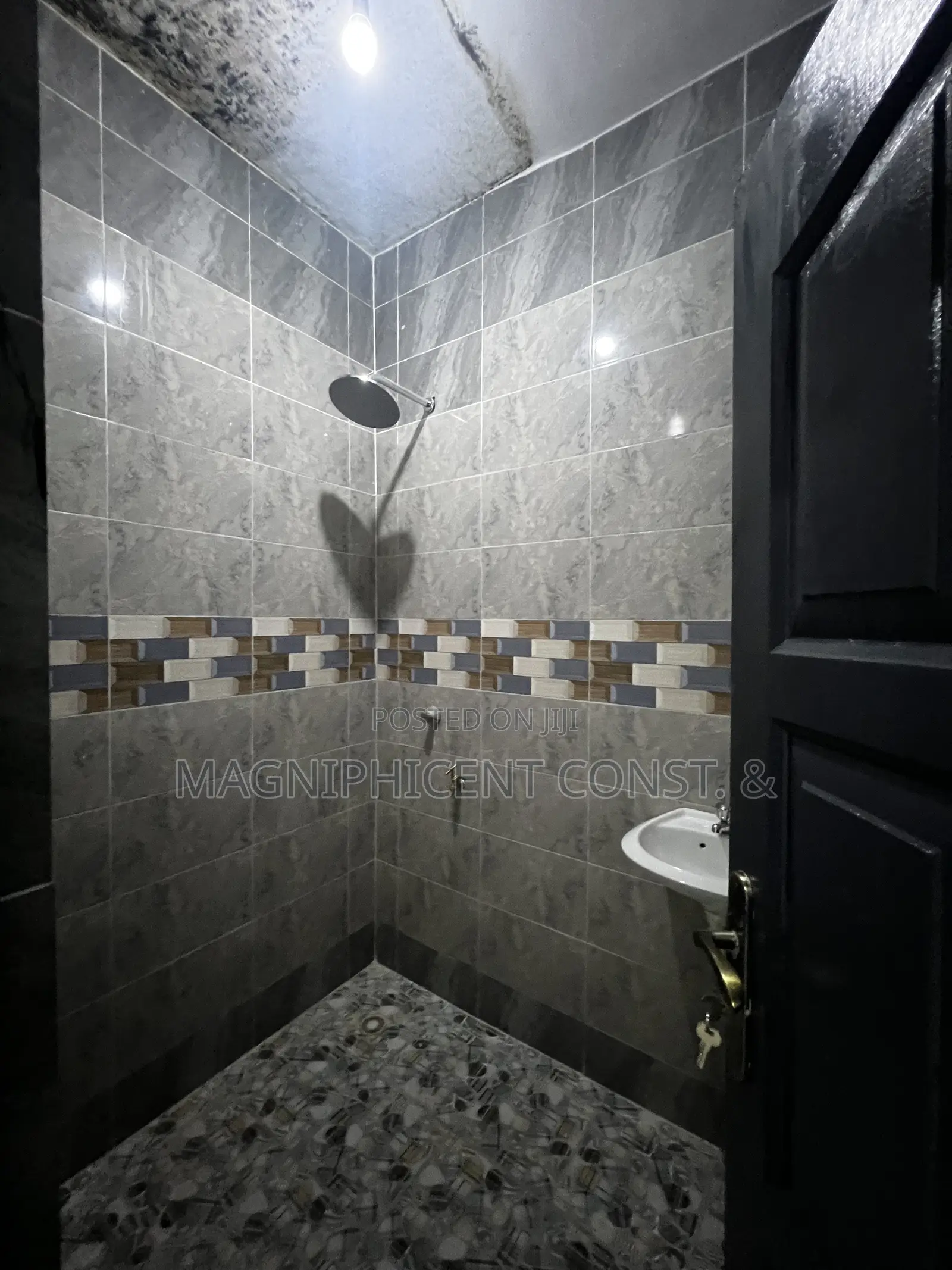 1bdrm Apartment in Lakeside, Ashaley Botwe for rent