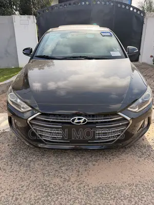 Hyundai Elantra Limited Sedan FWD (2.0L 4cyl 6A) 2017 Black