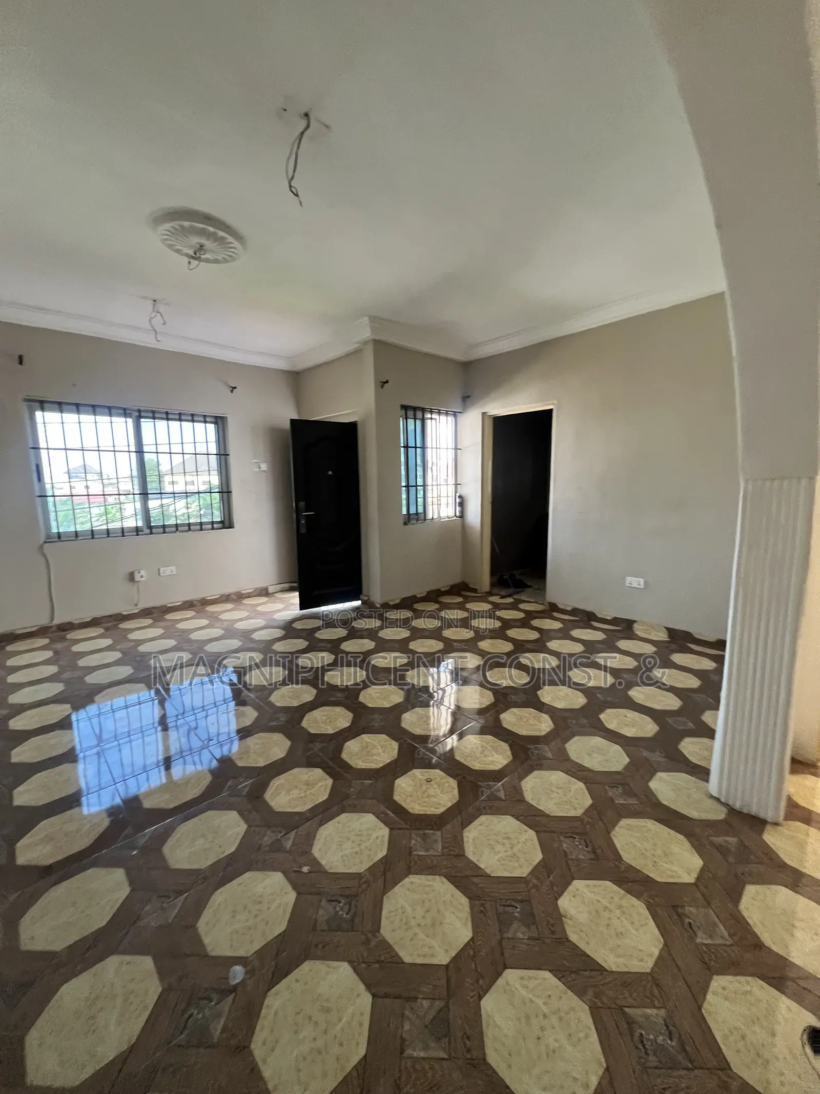 3bdrm Apartment in Lakeside, Ashaley Botwe for rent