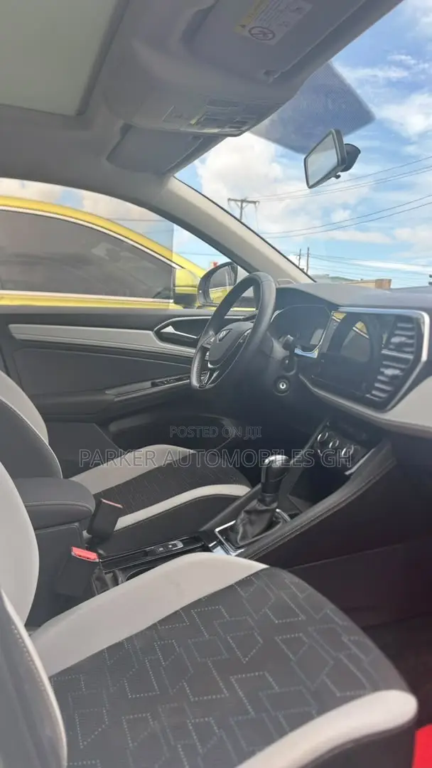 Volkswagen Jetta 2023 White