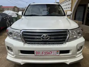 Toyota Land Cruiser 4.0 V6 GX 2014 White