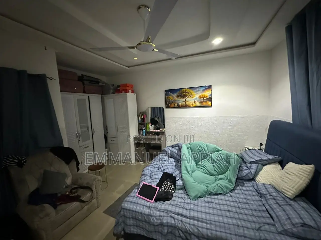 7bdrm House in Kuntuse, Accra Metropolitan for sale