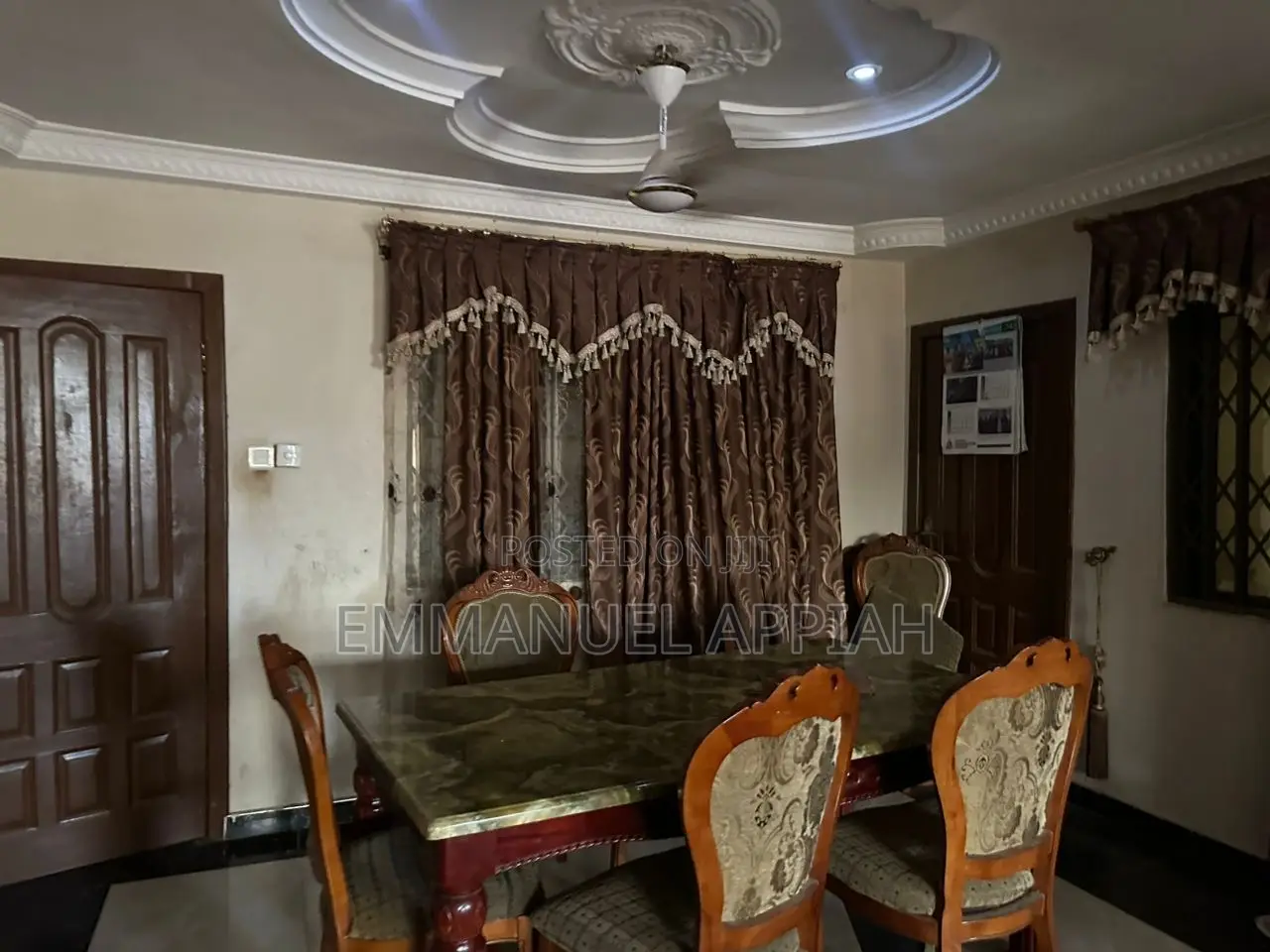 7bdrm House in Kuntuse, Accra Metropolitan for sale