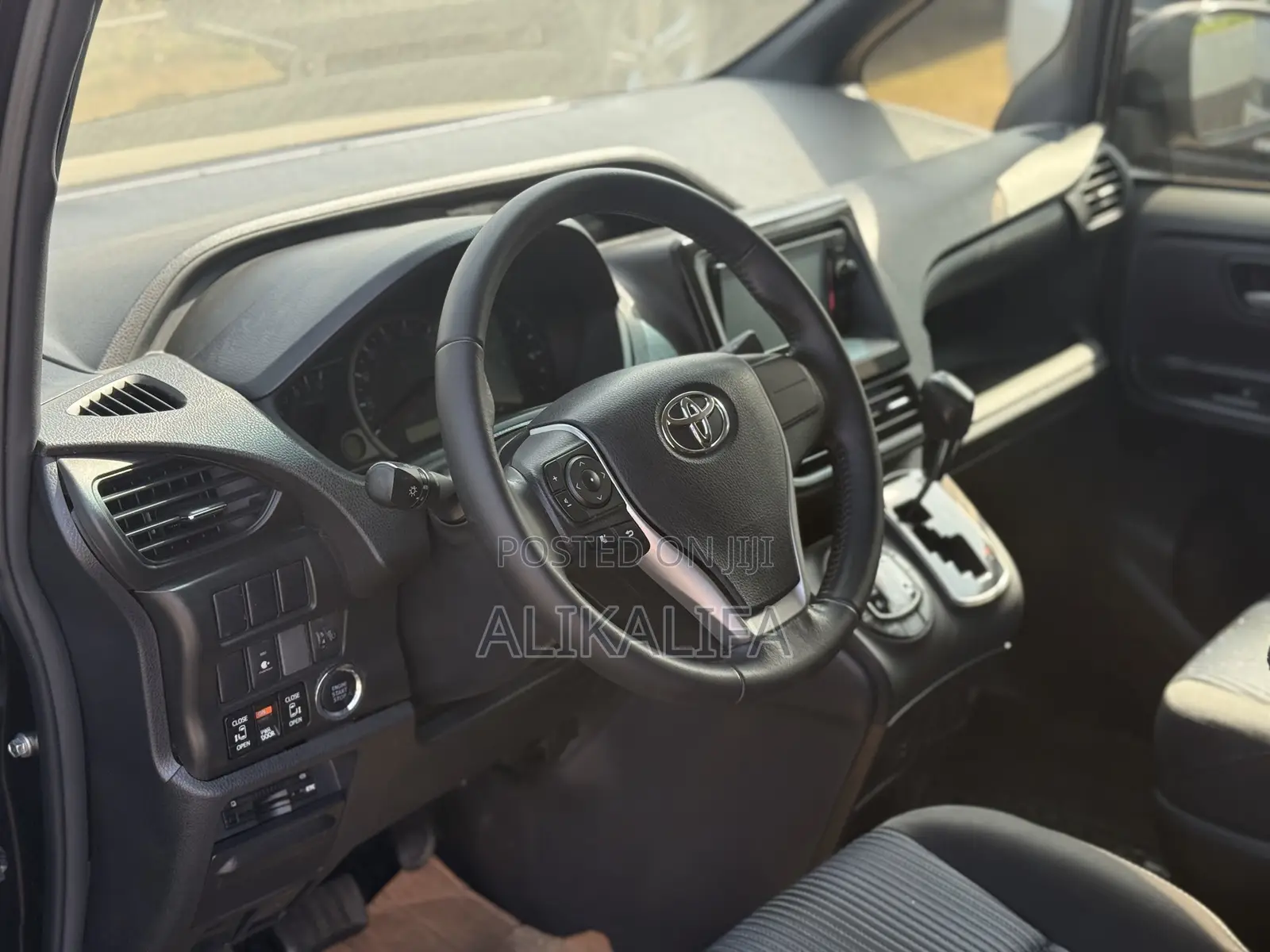 Toyota Voxy 2015 Brown