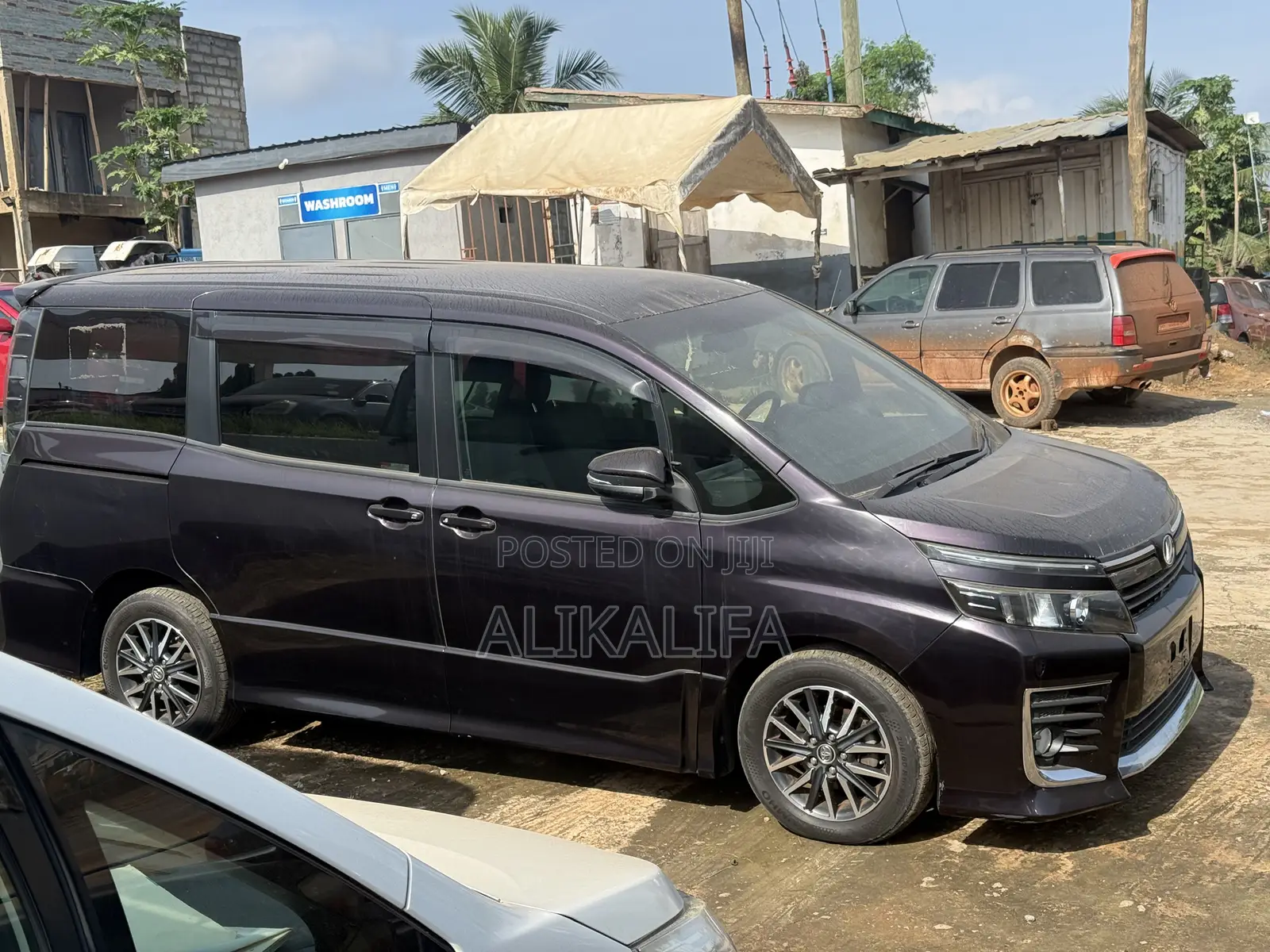 Toyota Voxy 2015 Brown