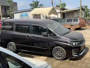 Toyota Voxy 2015 Brown