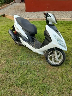 Yamaha 2020 White
