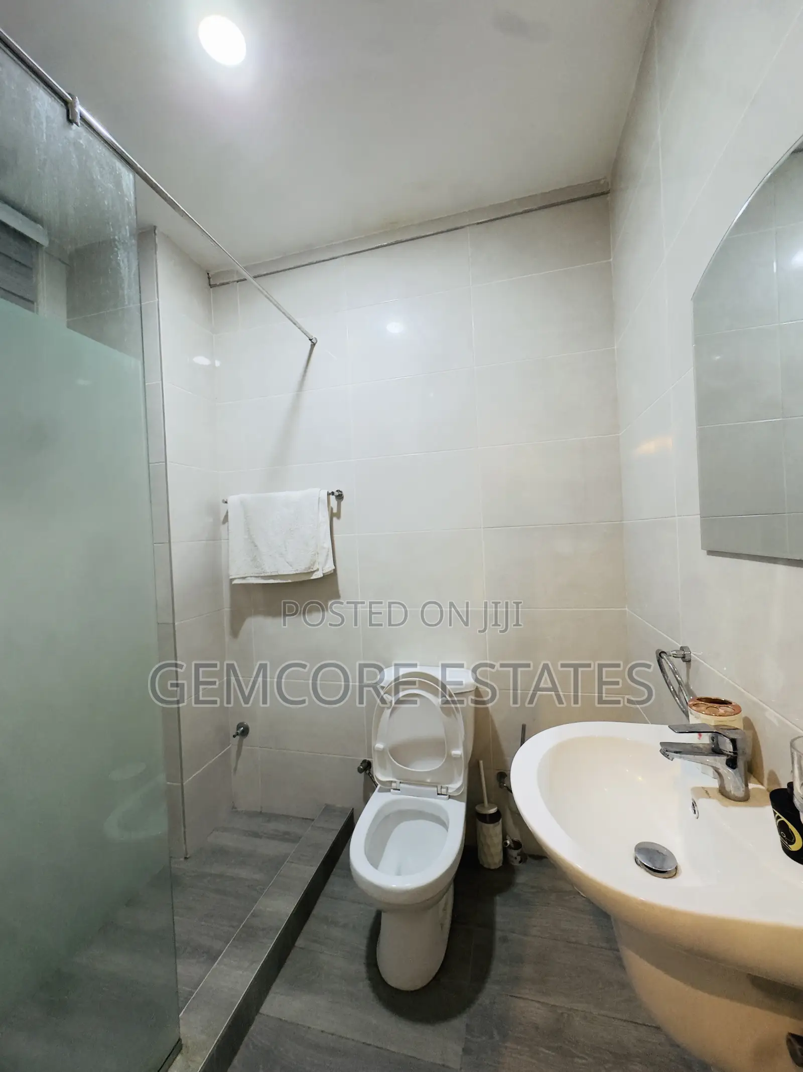 Furnished 4bdrm House in Adjiringanor, Adjiriganor for rent